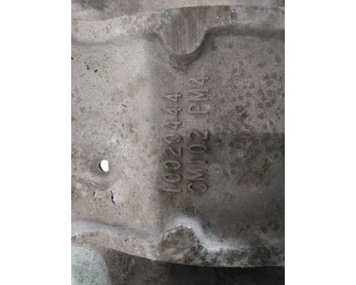 PETERBILT 579 CAB MOUNT,BRACKET