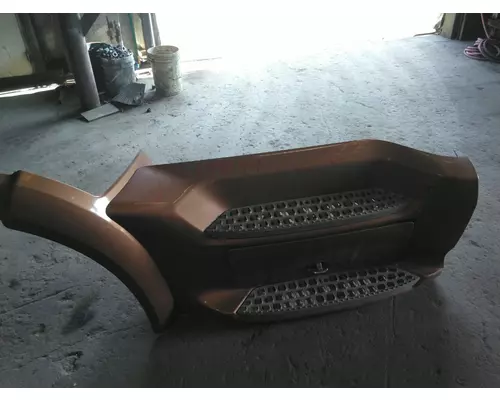 PETERBILT 579 CAB SKIRTSIDE FAIRING