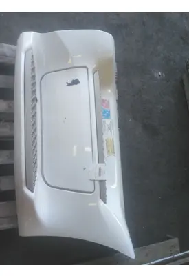 PETERBILT 579 CAB SKIRT/SIDE FAIRING