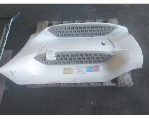 PETERBILT 579 CAB SKIRTSIDE FAIRING