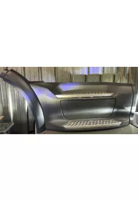 PETERBILT 579 CAB SKIRT/SIDE FAIRING
