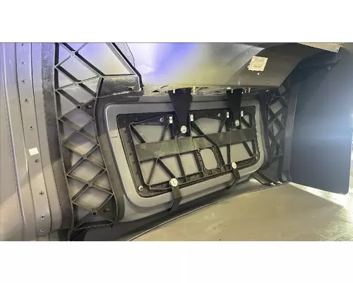 PETERBILT 579 CAB SKIRTSIDE FAIRING