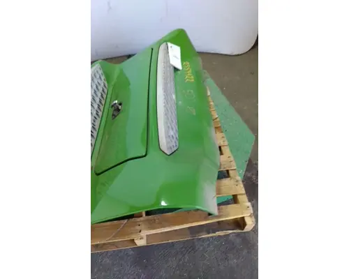 PETERBILT 579 CAB SKIRTSIDE FAIRING