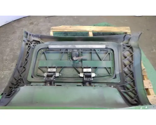 PETERBILT 579 CAB SKIRTSIDE FAIRING