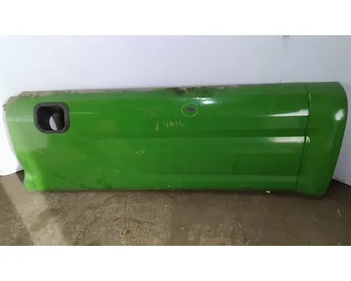 PETERBILT 579 CAB SKIRTSIDE FAIRING