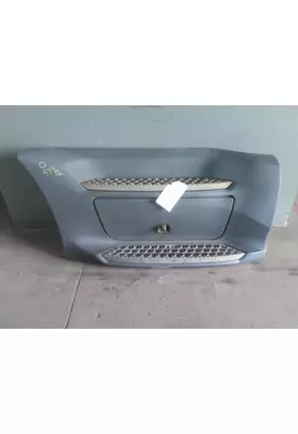 PETERBILT 579 CAB SKIRT/SIDE FAIRING