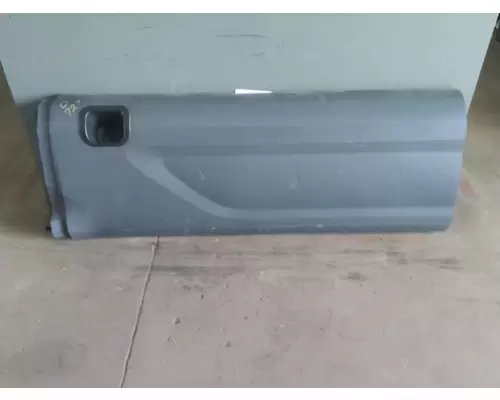PETERBILT 579 CAB SKIRTSIDE FAIRING