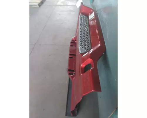 PETERBILT 579 CAB SKIRTSIDE FAIRING