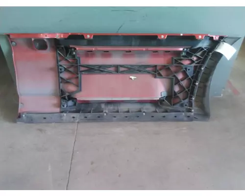 PETERBILT 579 CAB SKIRTSIDE FAIRING