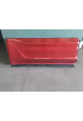 PETERBILT 579 CAB SKIRT/SIDE FAIRING