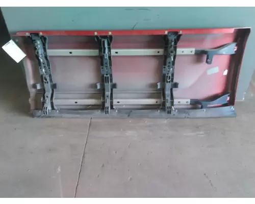 PETERBILT 579 CAB SKIRTSIDE FAIRING