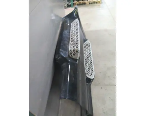PETERBILT 579 CAB SKIRTSIDE FAIRING