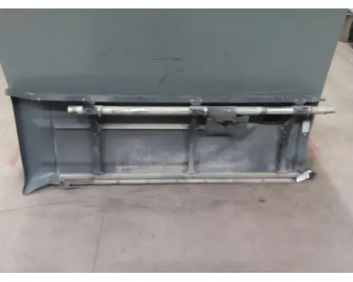 PETERBILT 579 CAB SKIRTSIDE FAIRING
