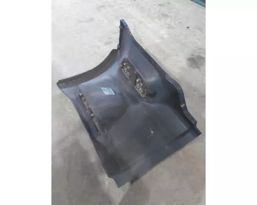 PETERBILT 579 CAB SKIRTSIDE FAIRING