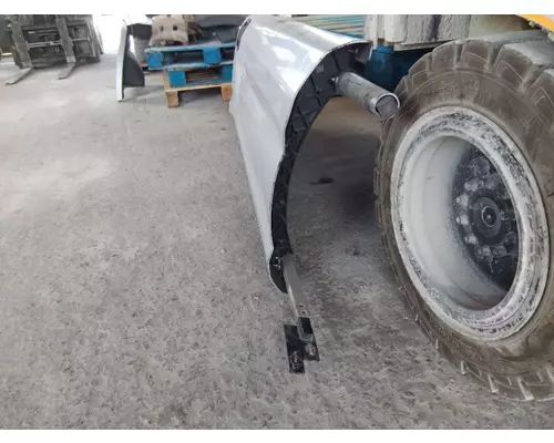 PETERBILT 579 CAB SKIRTSIDE FAIRING