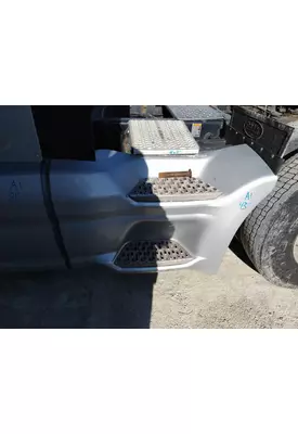 PETERBILT 579 CAB SKIRT/SIDE FAIRING