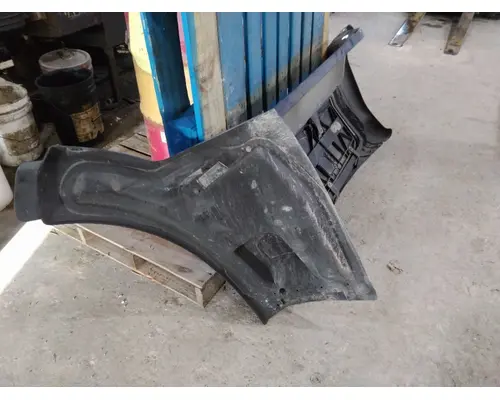 PETERBILT 579 CAB SKIRTSIDE FAIRING