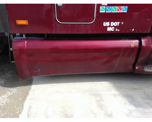 PETERBILT 579 CAB SKIRTSIDE FAIRING