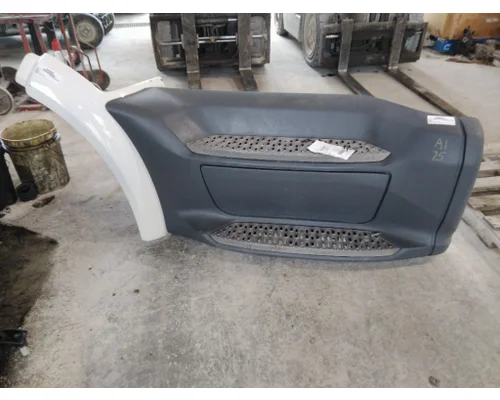 PETERBILT 579 CAB SKIRTSIDE FAIRING