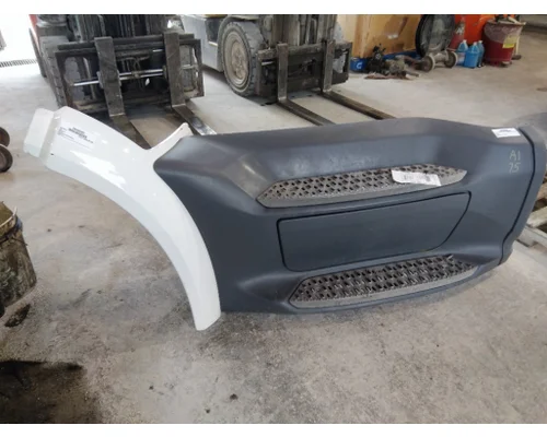 PETERBILT 579 CAB SKIRTSIDE FAIRING