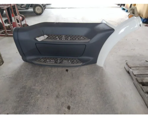 PETERBILT 579 CAB SKIRTSIDE FAIRING
