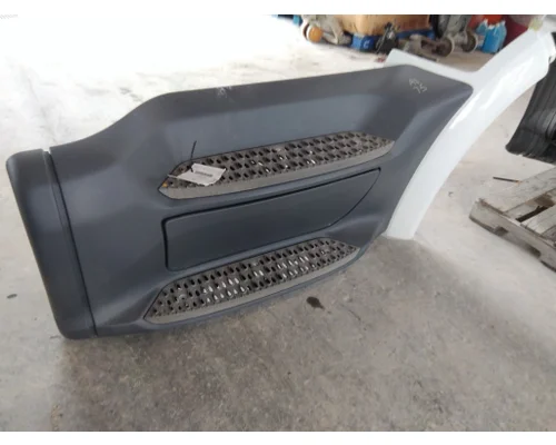 PETERBILT 579 CAB SKIRTSIDE FAIRING
