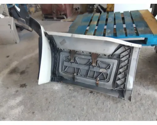 PETERBILT 579 CAB SKIRTSIDE FAIRING