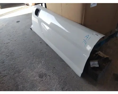 PETERBILT 579 CAB SKIRTSIDE FAIRING