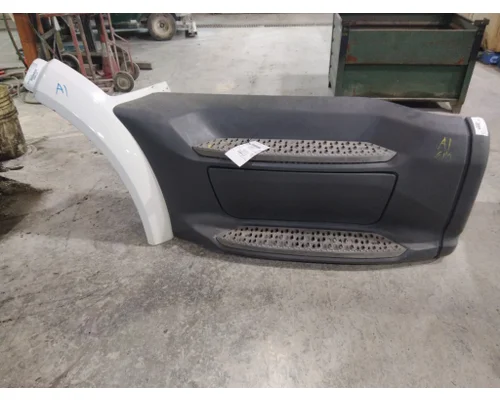 PETERBILT 579 CAB SKIRTSIDE FAIRING