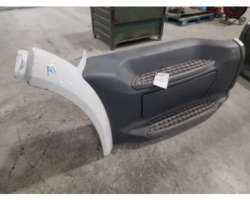 PETERBILT 579 CAB SKIRTSIDE FAIRING