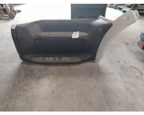 PETERBILT 579 CAB SKIRTSIDE FAIRING
