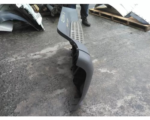 PETERBILT 579 CAB SKIRTSIDE FAIRING