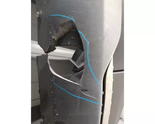 PETERBILT 579 CAB SKIRTSIDE FAIRING