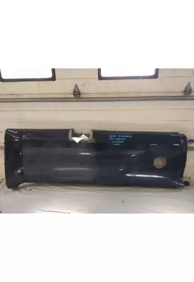 PETERBILT 579 CAB SKIRT/SIDE FAIRING