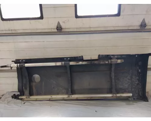 PETERBILT 579 CAB SKIRTSIDE FAIRING