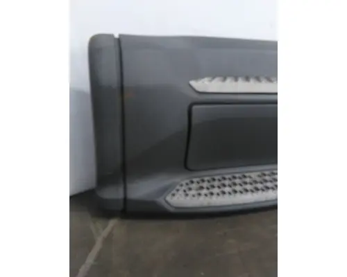 PETERBILT 579 CAB SKIRTSIDE FAIRING