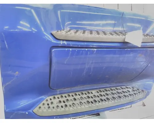 PETERBILT 579 CAB SKIRTSIDE FAIRING