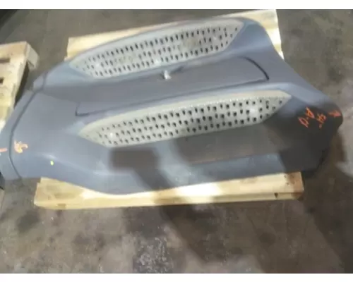 PETERBILT 579 CAB SKIRTSIDE FAIRING