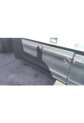 PETERBILT 579 CAB SKIRT/SIDE FAIRING