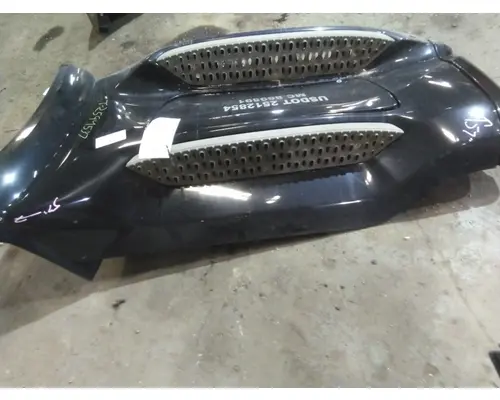 PETERBILT 579 CAB SKIRTSIDE FAIRING