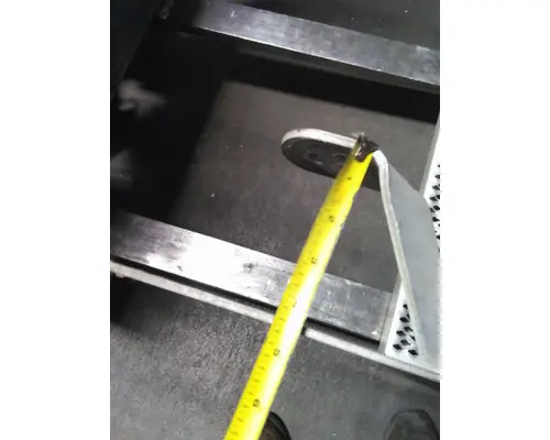 PETERBILT 579 CAB STEP