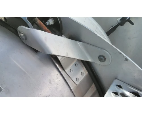 PETERBILT 579 CAB STEP