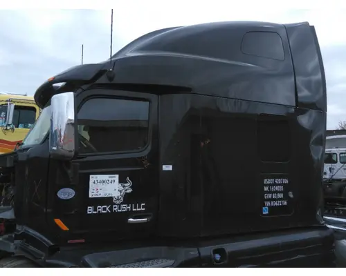 PETERBILT 579 CAB