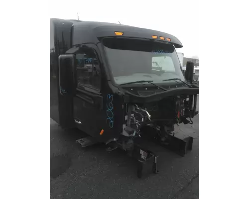 PETERBILT 579 CAB