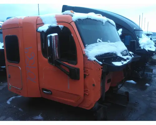 PETERBILT 579 CAB