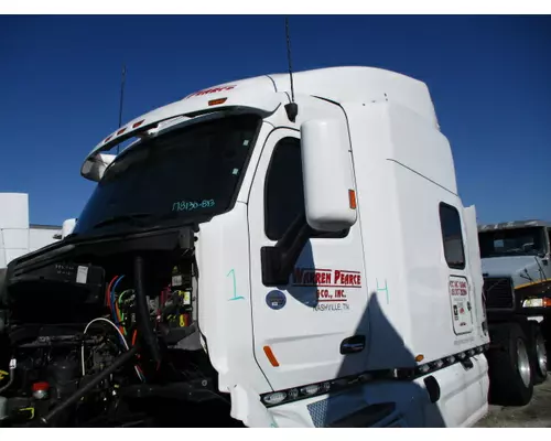 PETERBILT 579 CAB