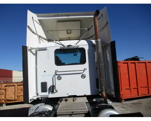 PETERBILT 579 CAB