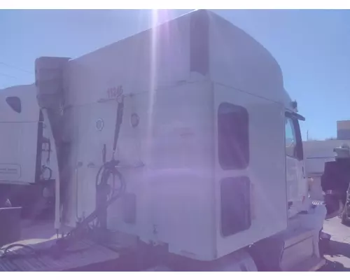 PETERBILT 579 CAB