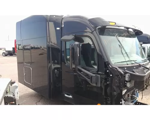 PETERBILT 579 CAB