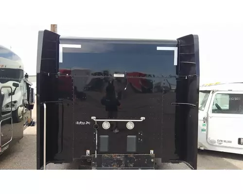PETERBILT 579 CAB
